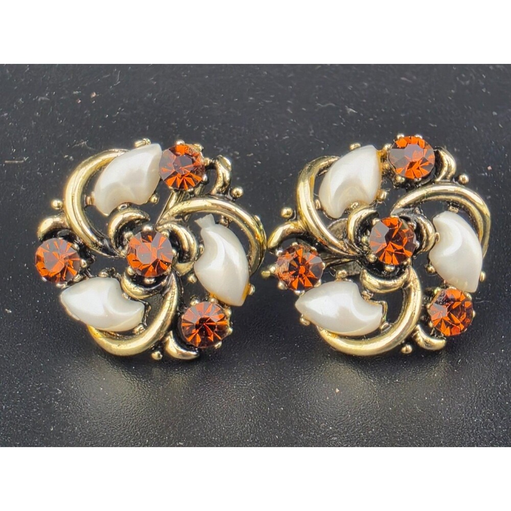 Vintage Signed Lisner Amber Rhinestone Faux Pearl 1" Screw on Earrings Golden
